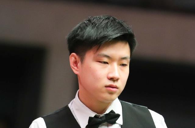 至中线一米 至中线一米